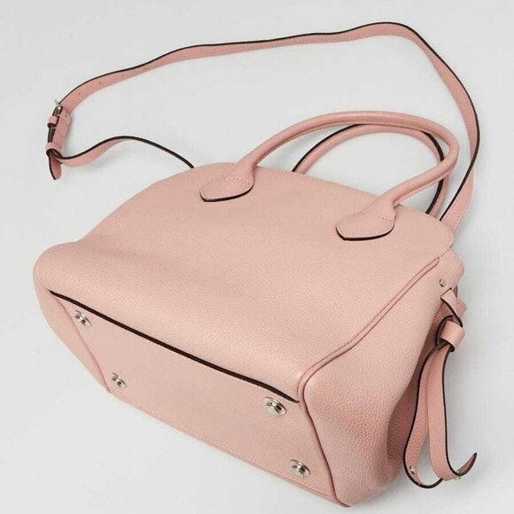Louis Vuitton Pink Pebbled Veau Nuage Leather Milla PM Bag - Picture 2 of 10
